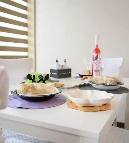 Sunset Luxury Apartment